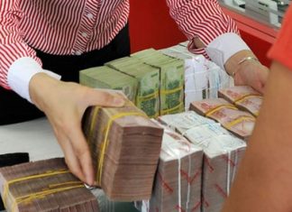 Lãi suất liên ngân hàng biến động lớn