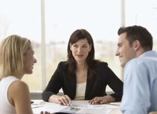 Thế nào là một nhân sự cao cấp?