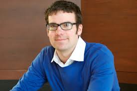 Sam Hogg cân nhắc giữa được và mất