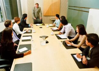 Làm gì khi bị “cấm” làm việc cho đối thủ ?