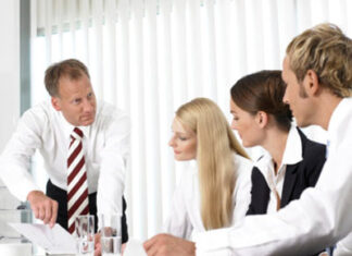 “Ra tay” với người vô kỷ luật